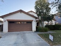 Building Photo - 3965 Collins St