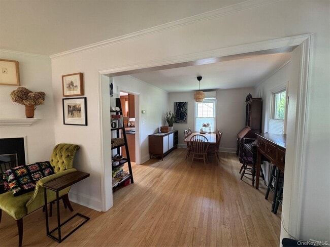 Building Photo - 74 N Elm St