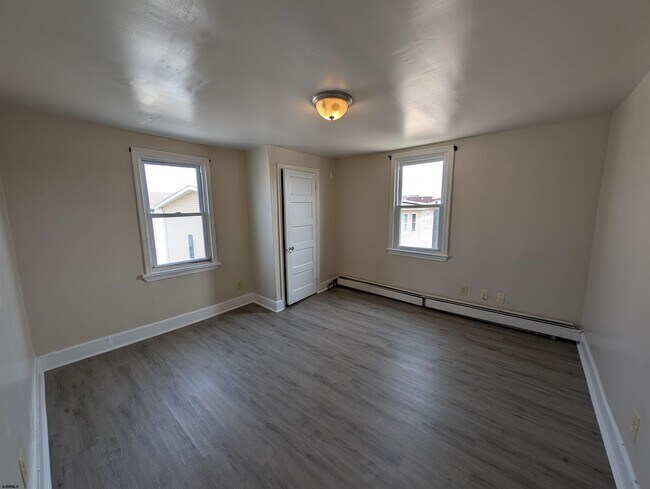 Building Photo - 203 N South Carolina Ave