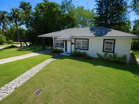 Building Photo - 2119 Northridge Rd