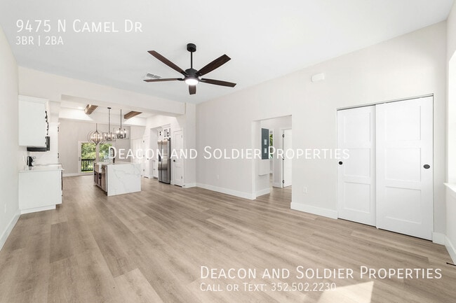 Building Photo - 9475 N Camel Dr