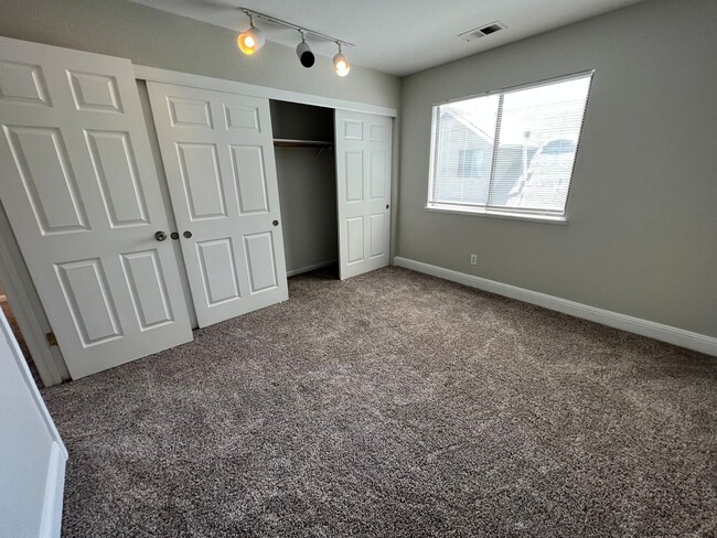 Building Photo - Patterson: $2589 Spacious Two story 4 bedr...