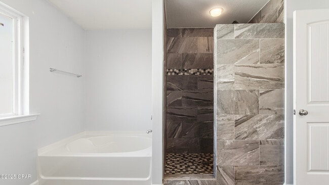 Building Photo - 3214 Caitlin St