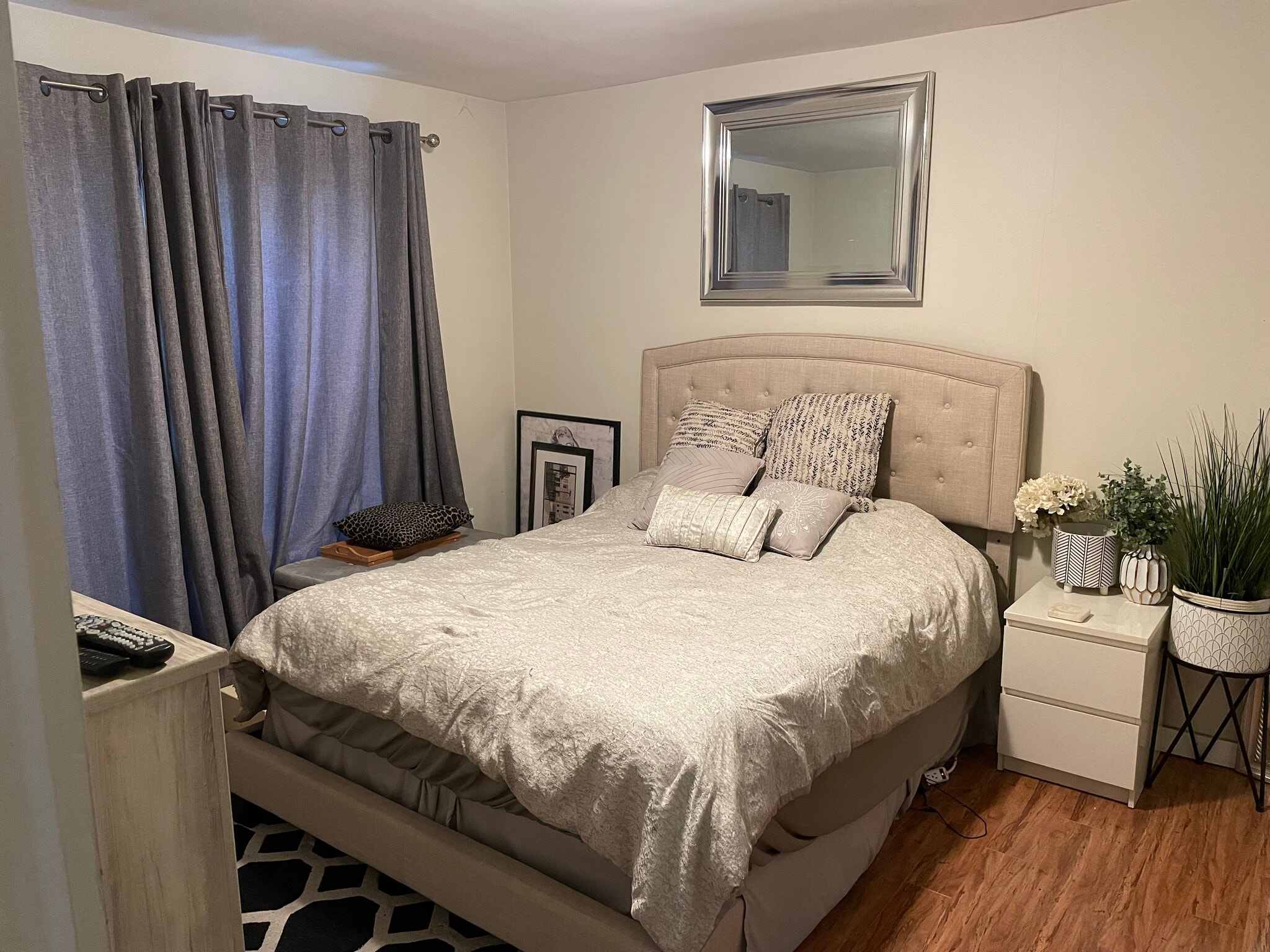 Building Photo - 1620 Malcolm Ave