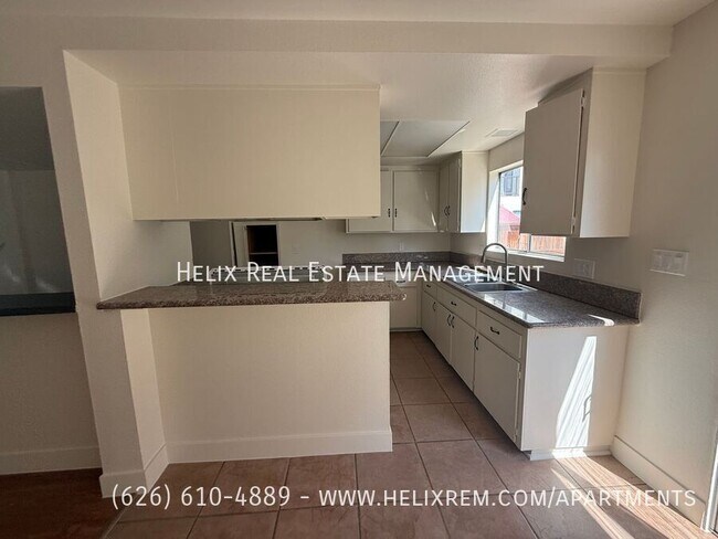 Building Photo - 731 W Duarte Rd