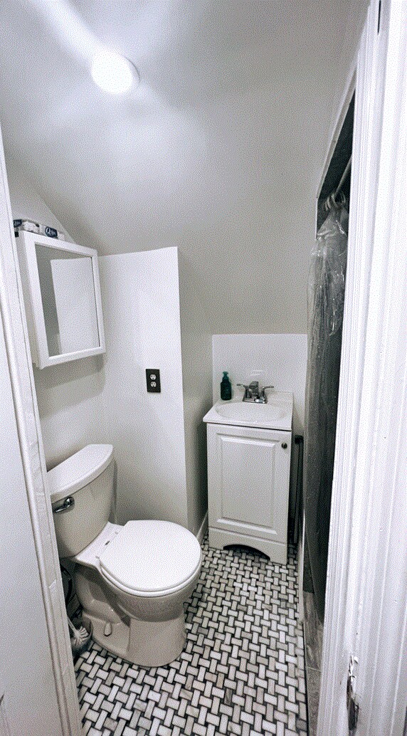 Building Photo - 4524 Richardson Ave