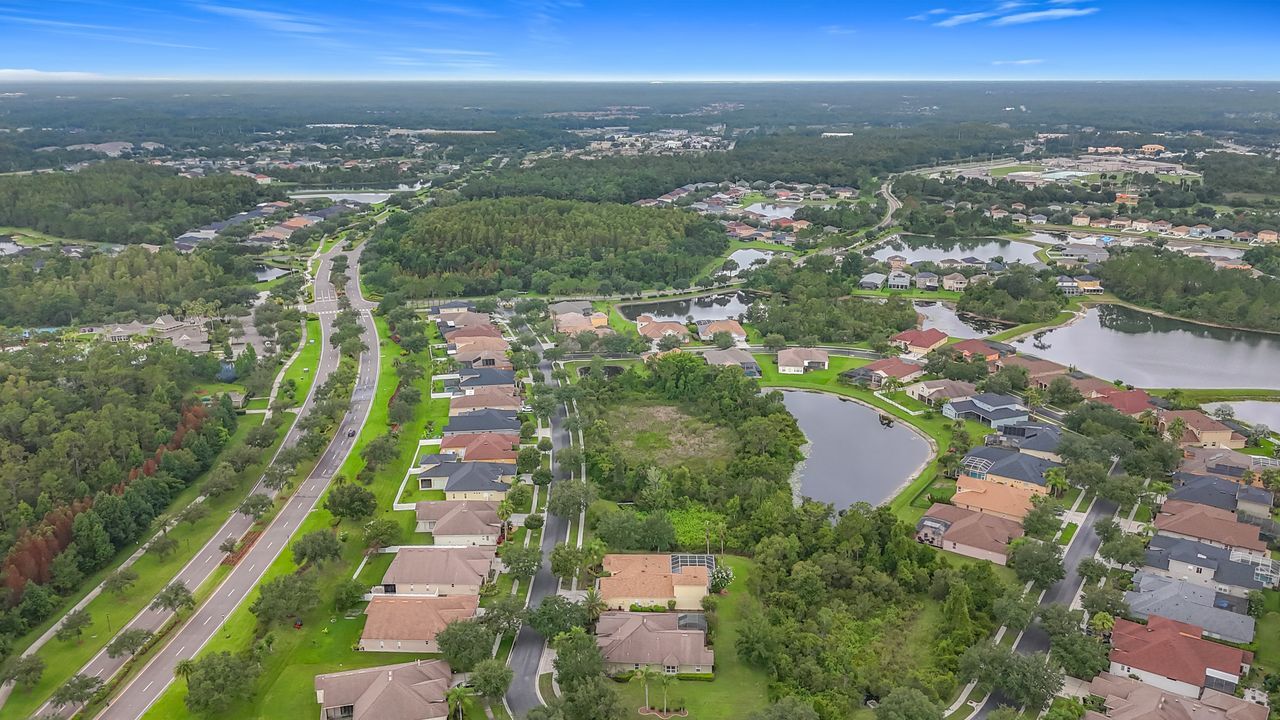 Building Photo - 20626 Longleaf Pine Ave