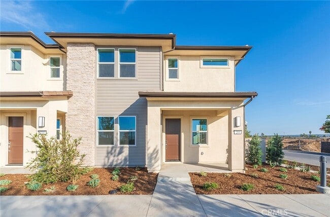 Primary Photo - 253 Westdale