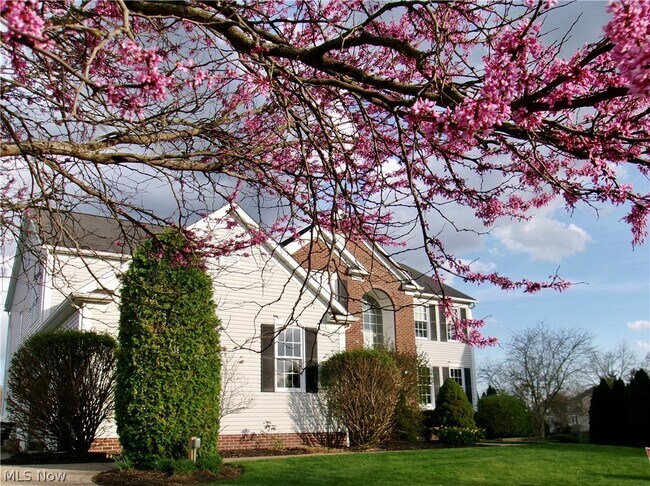 Building Photo - 3473 Churchill Downs