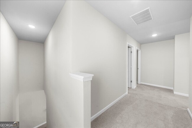 Building Photo - 217 Vickery Ln