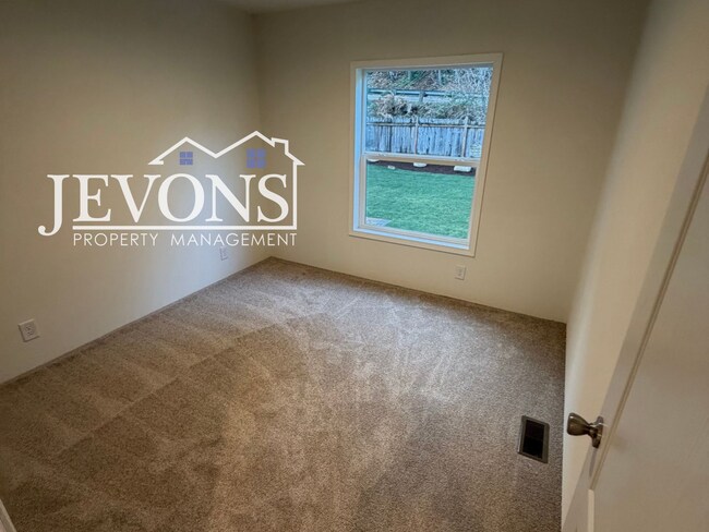 Building Photo - Charming Maple Valley Home on a Quiet Residential Street