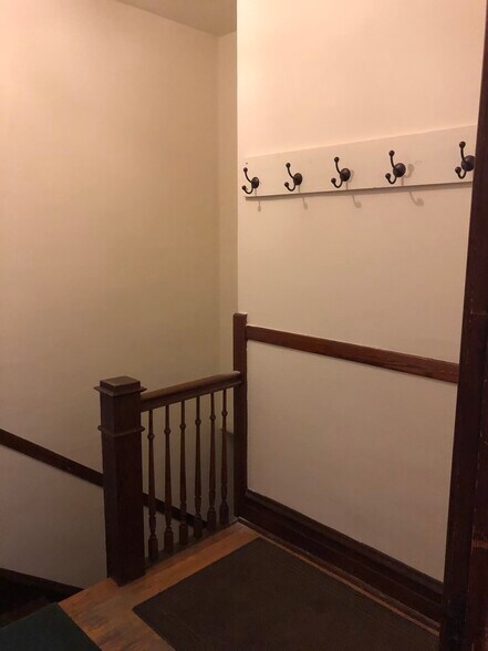 Private apt entry and mud room - 1233 W Newport Ave