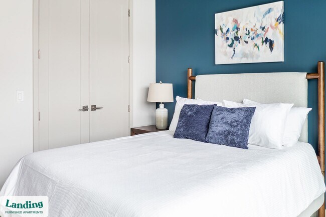 Building Photo - 151 S State St