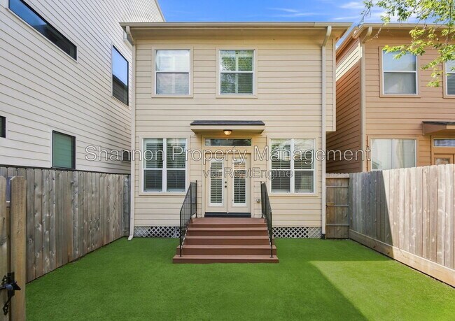 Building Photo - 5642 Petty St