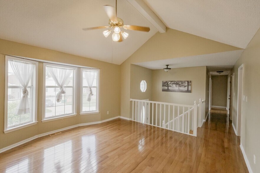 Building Photo - 10725 Cleveland Ave