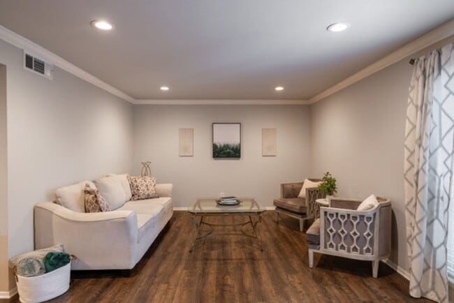 Building Photo - SPACIOUS CONDO | GATED | NEAR MEDICAL CENTER 410 & IH10 | 3 BEDROOMS | 2 BATHROOMS
