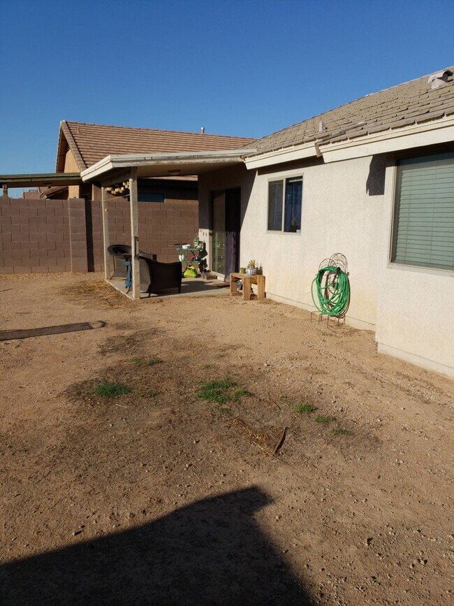 Building Photo - COMING SOON! 3 bedroom &2 bathroom House in Avondale!