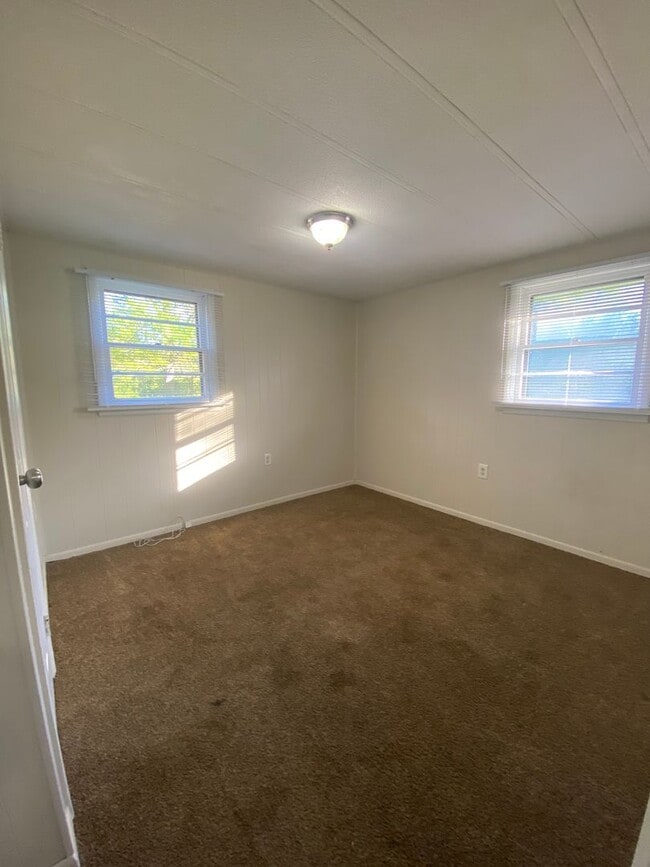 Building Photo - Oglethorpe County – Charming 3 Bedroom Home