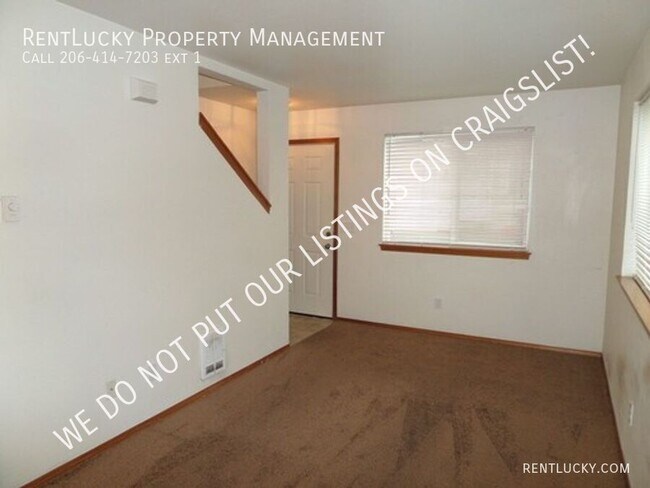 Building Photo - 1512 S Puget Dr