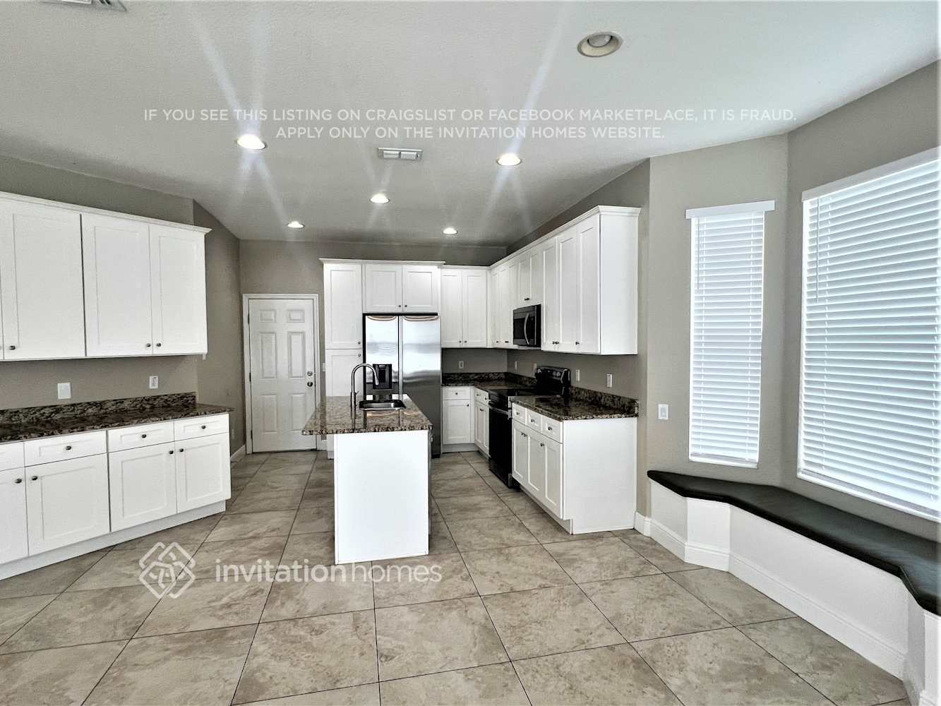 Building Photo - 481 Dagama Dr