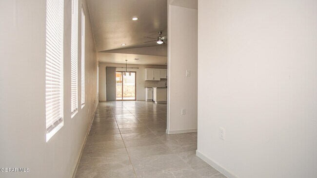 Building Photo - 12429 Polo Norte Dr