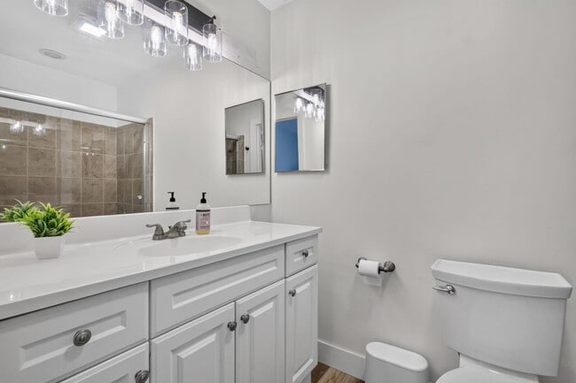 Building Photo - 9899 Kamena Cir