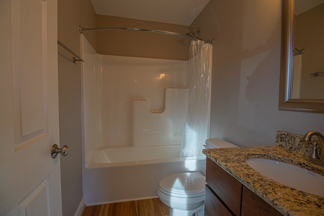 Building Photo - 218 Ava Wy