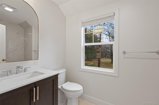 Building Photo - 790 Hardscrabble Rd