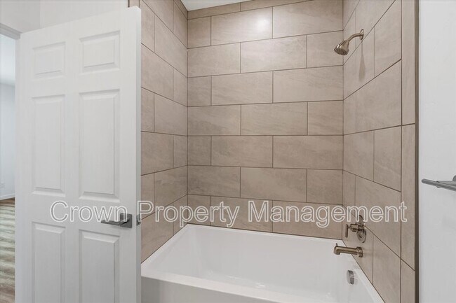 Building Photo - 133 Bench Run