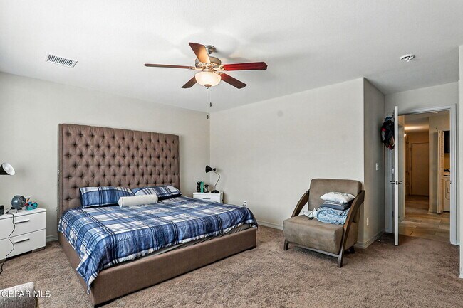 Building Photo - 14812 Hunters Grove Ave