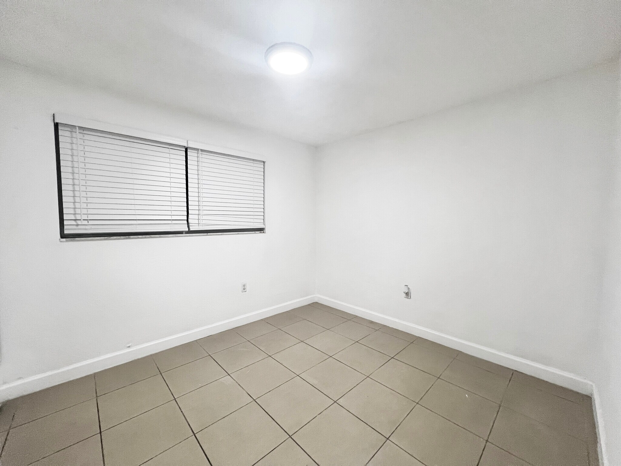 Building Photo - 65 NE 59th St