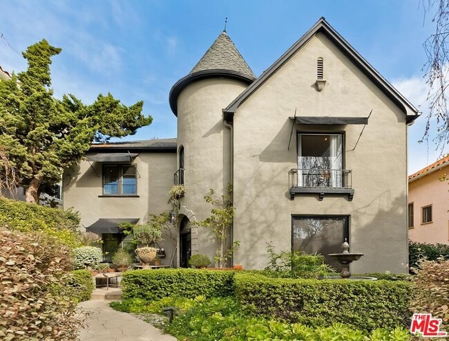 Building Photo - 1282 N Harper Ave