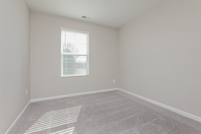 Building Photo - 606 Wendell Falls Pkwy