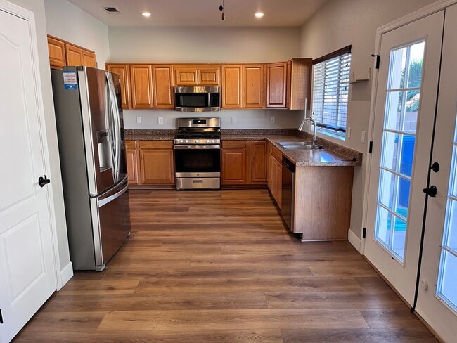 Building Photo - North East- 5 bedroom/ 2.5 bathroom single family home