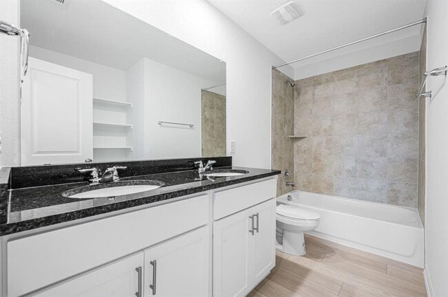 Building Photo - 304 Crumpton Wy