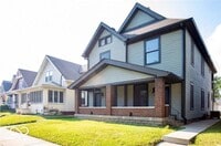 Building Photo - 736 E Orange St