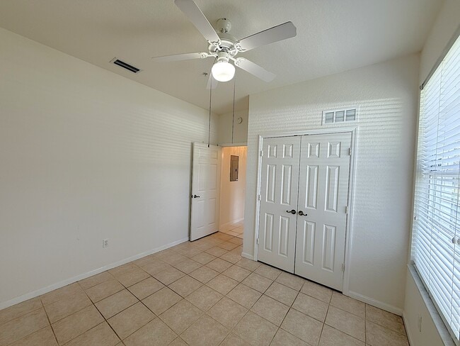Building Photo - 13584 Turtle Marsh Loop
