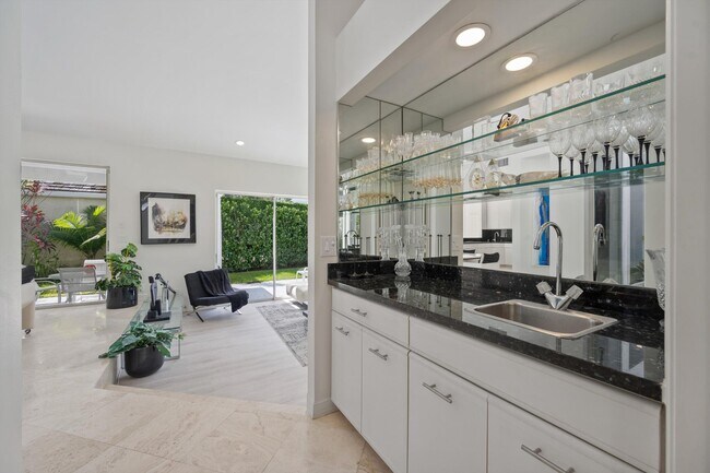 Building Photo - 2587 Muir Cir