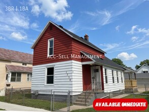 Building Photo - 1320 Anderson Pl NW