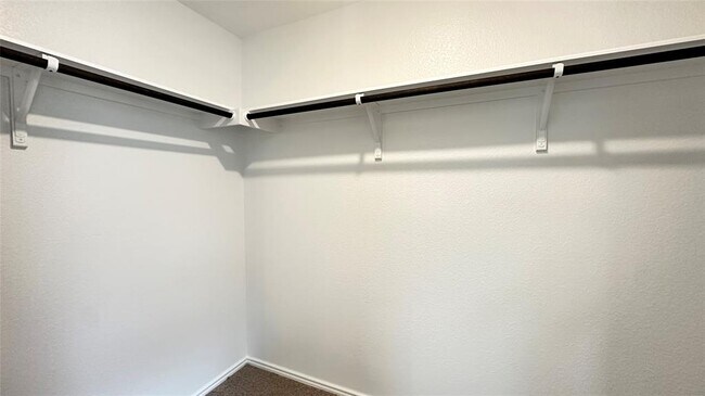 Building Photo - 170 Tofalla