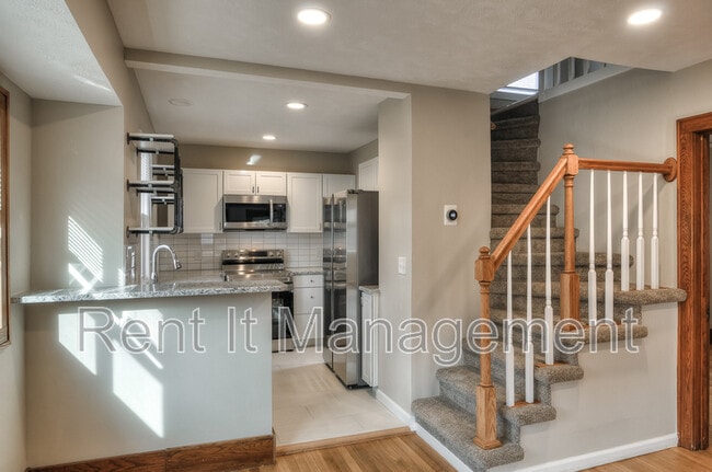Building Photo - 1220 S 55th St