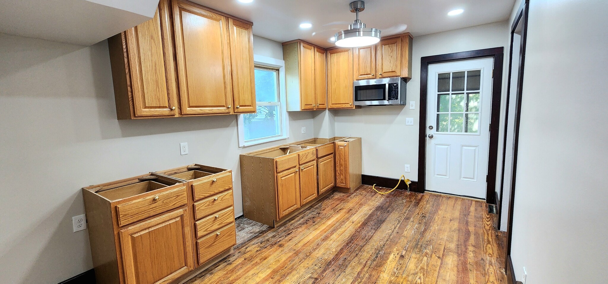 Building Photo - 5537 Whiteford Rd