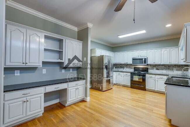 Building Photo - 3848 Kedron Rd