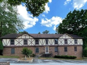 Building Photo - 3193 Abbeywood Dr