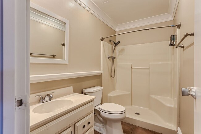 Building Photo - 5 bedroom Home in Cherry Creek School District! Great location- low maintenance yard! $500 off 1s...
