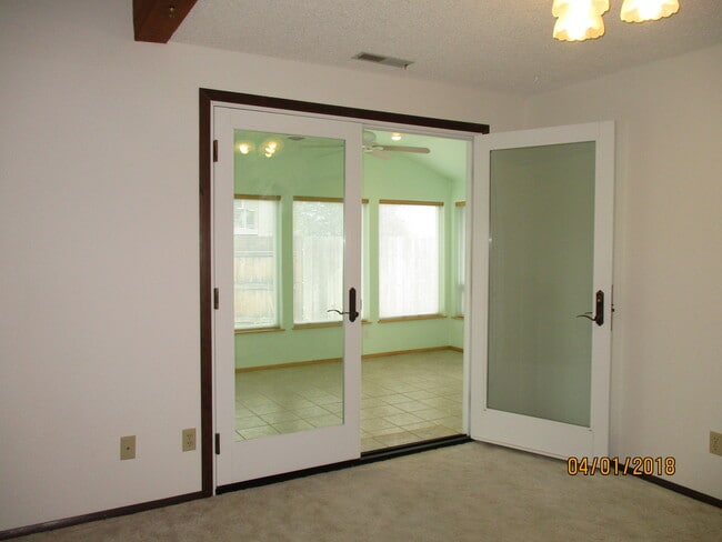 Building Photo - 2539 S Underwood St