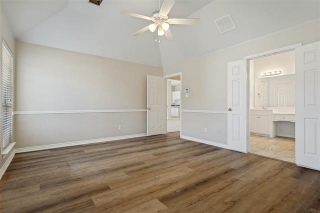 Building Photo - 903 Redbud Dr