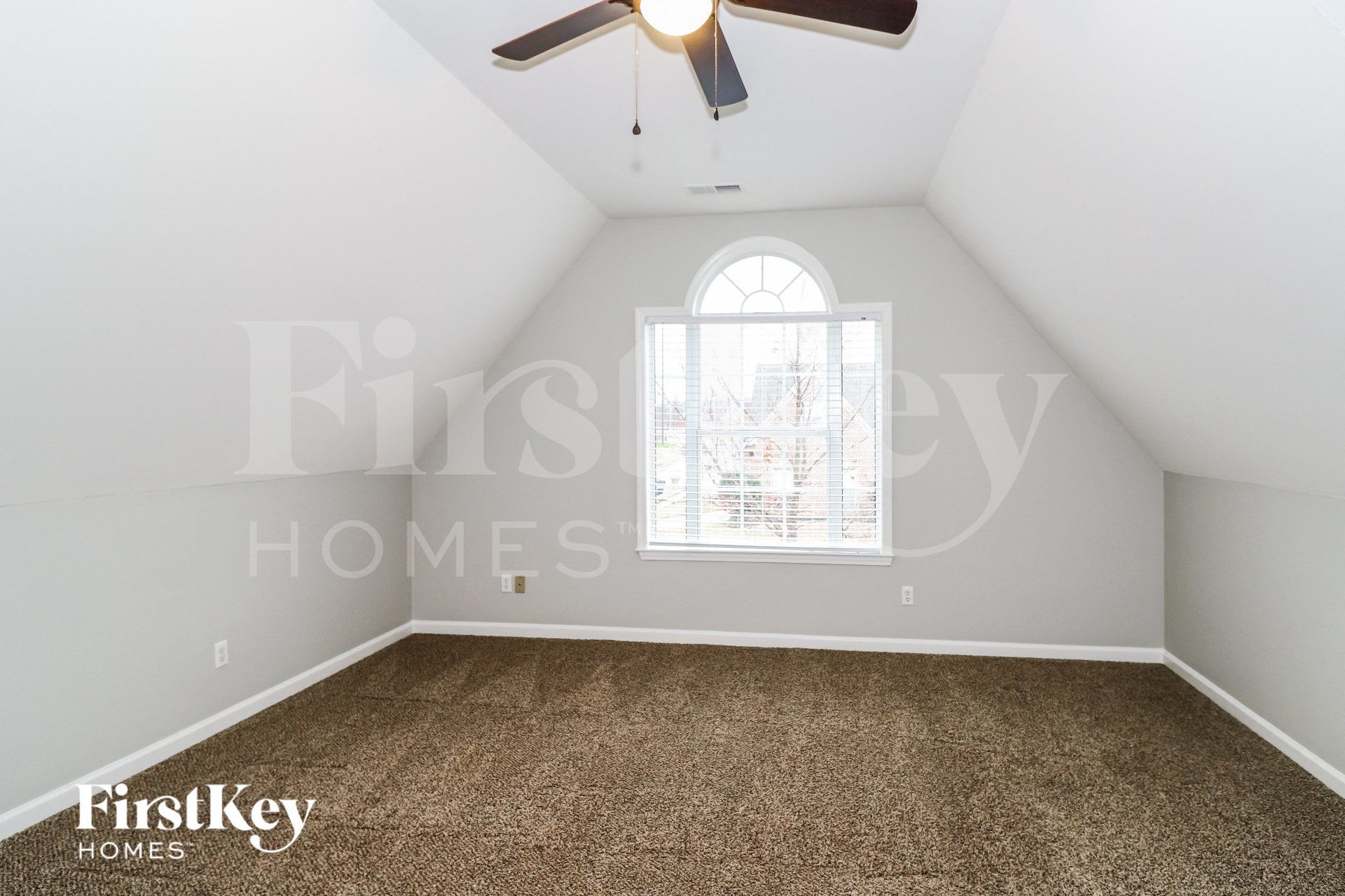 Building Photo - 1651 S Frence Creek Cove