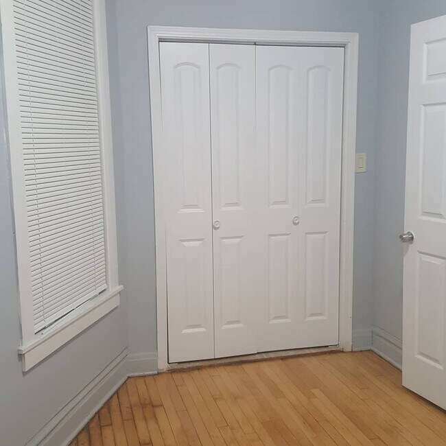 Closets in each bedroom - 3418 W Armitage Ave