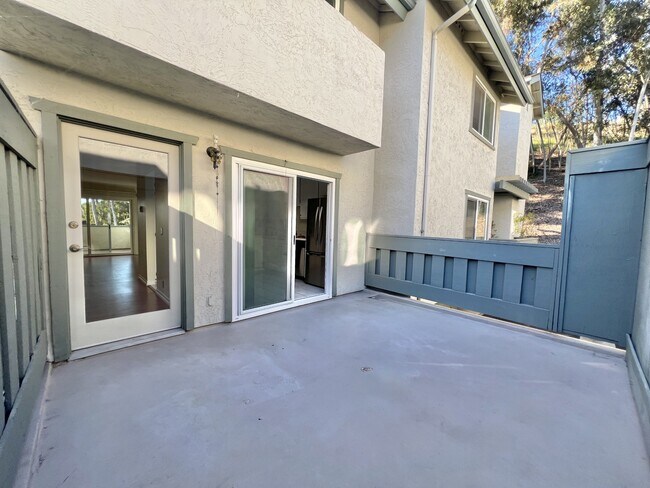 Building Photo - 6966 Park Mesa Way